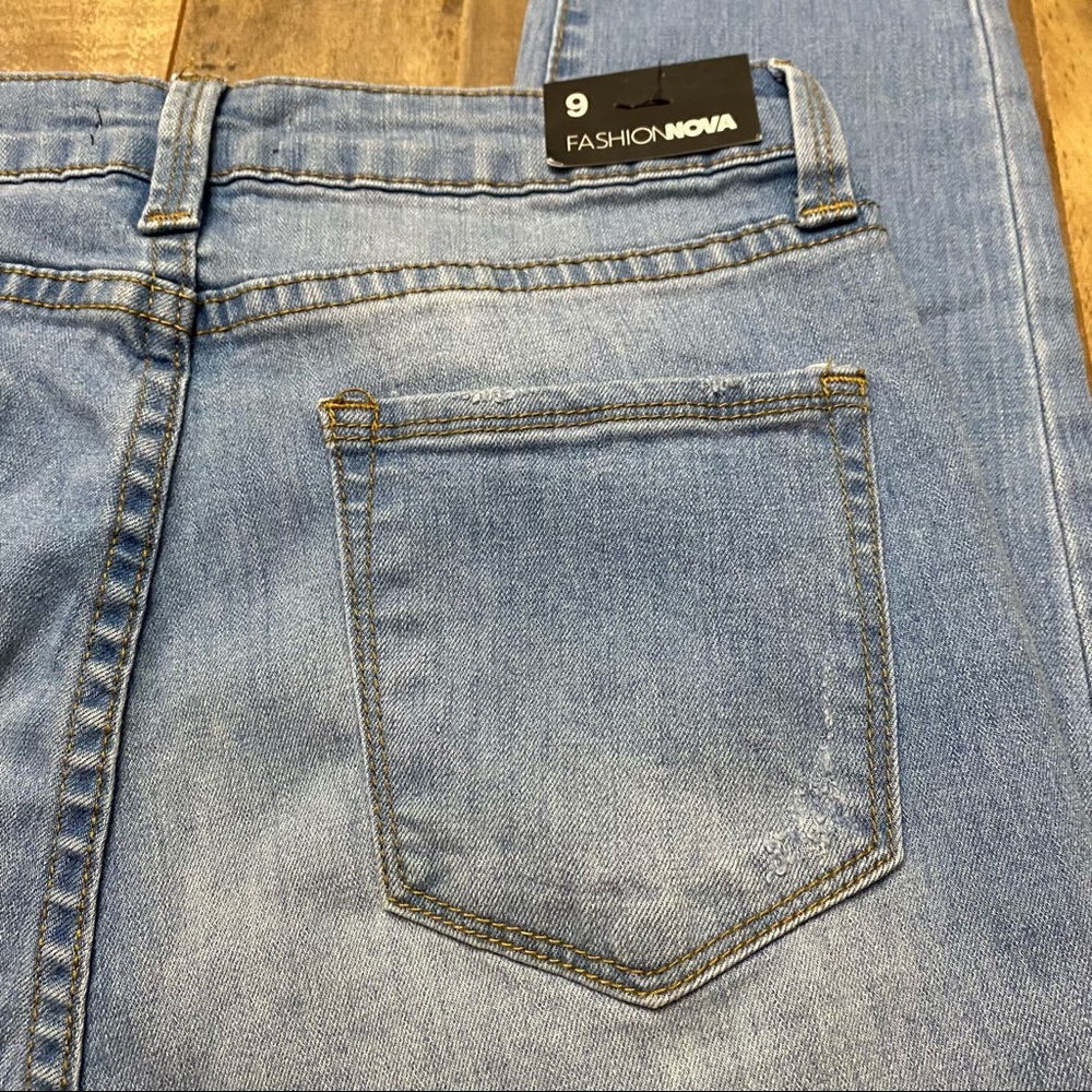 Fashion Nova Hannah High Rise Jeans Light Blue 9 - Picture 8 of 13